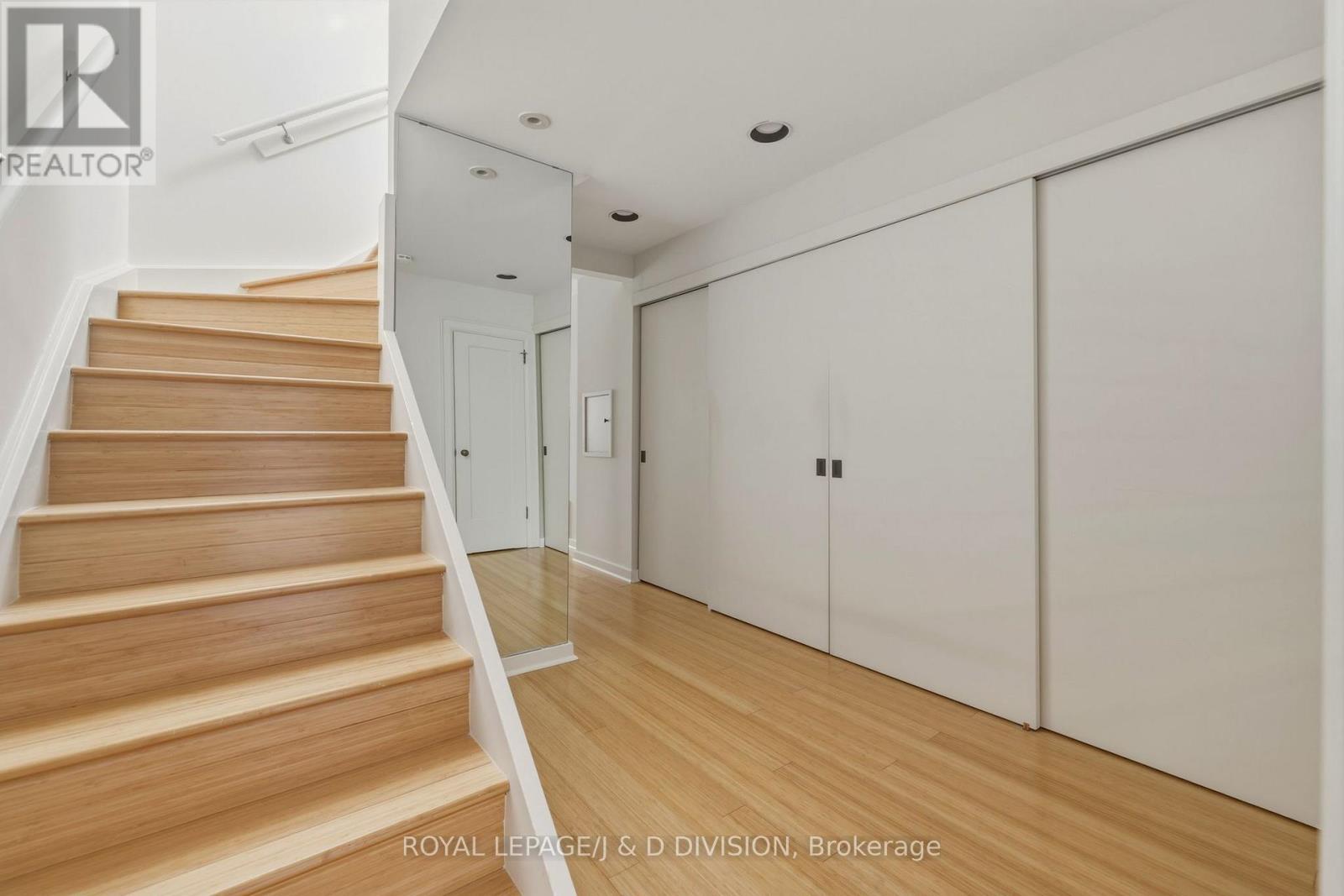 41 RIDGE DRIVE - 34