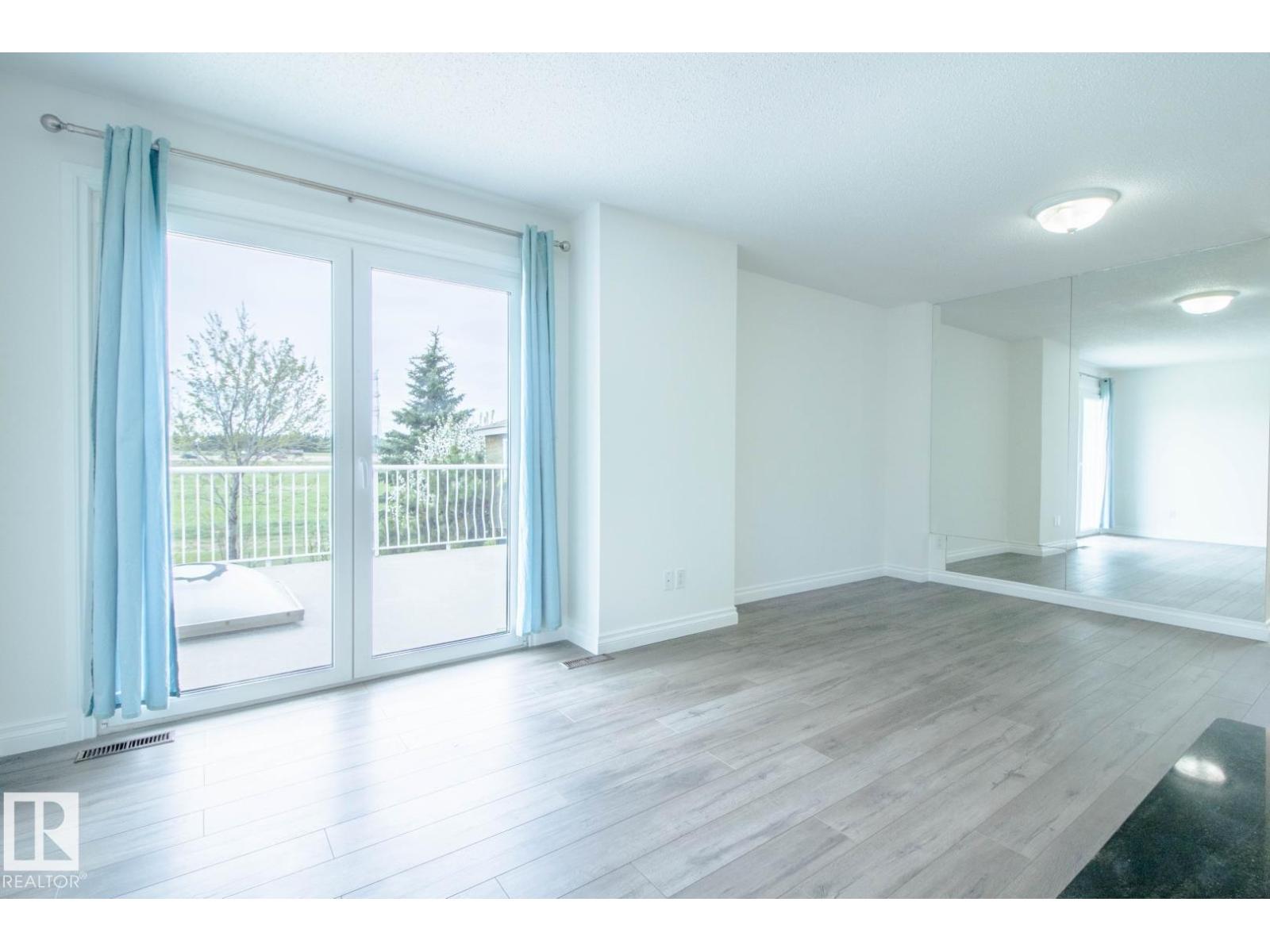 7007 10 AV NW - 26
