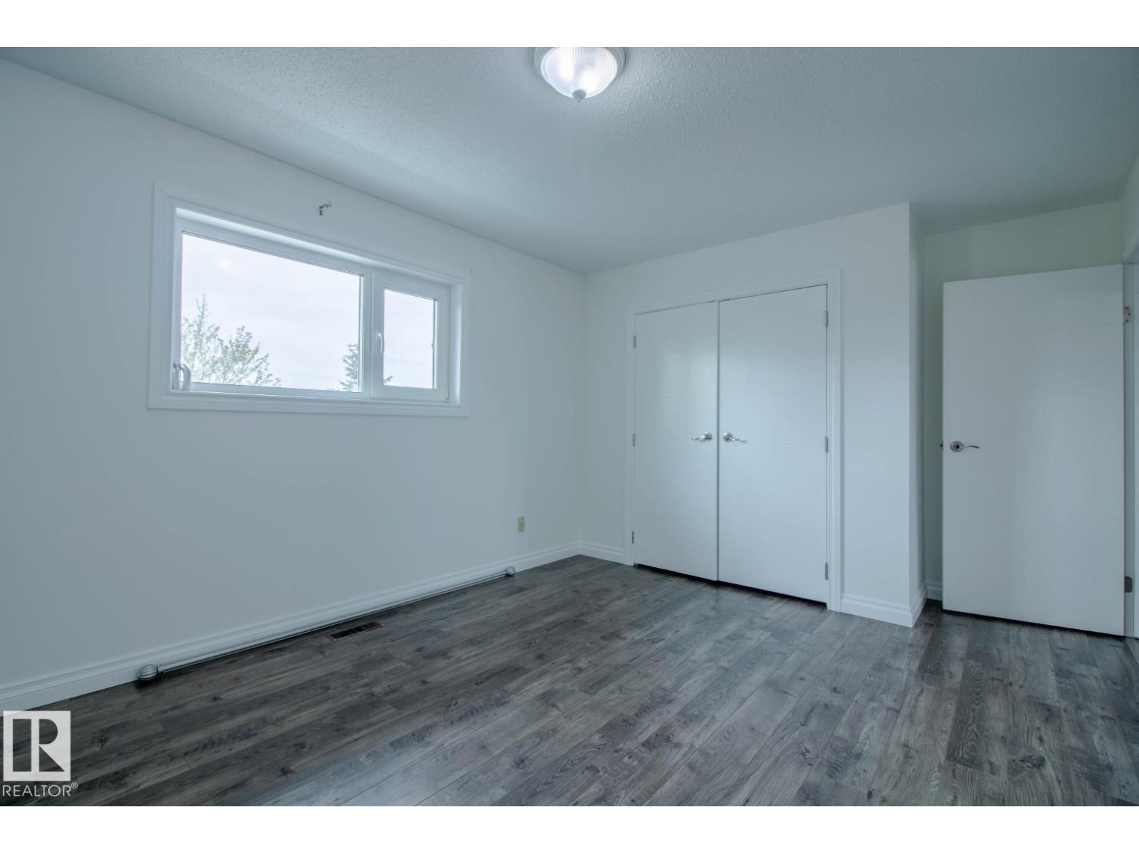 7007 10 AV NW - 34