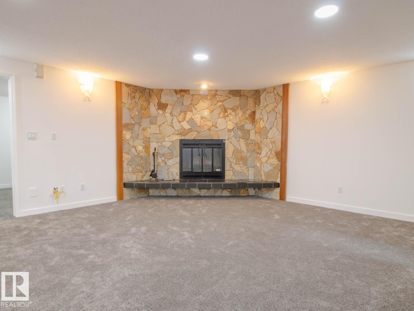 7007 10 AV NW - 40