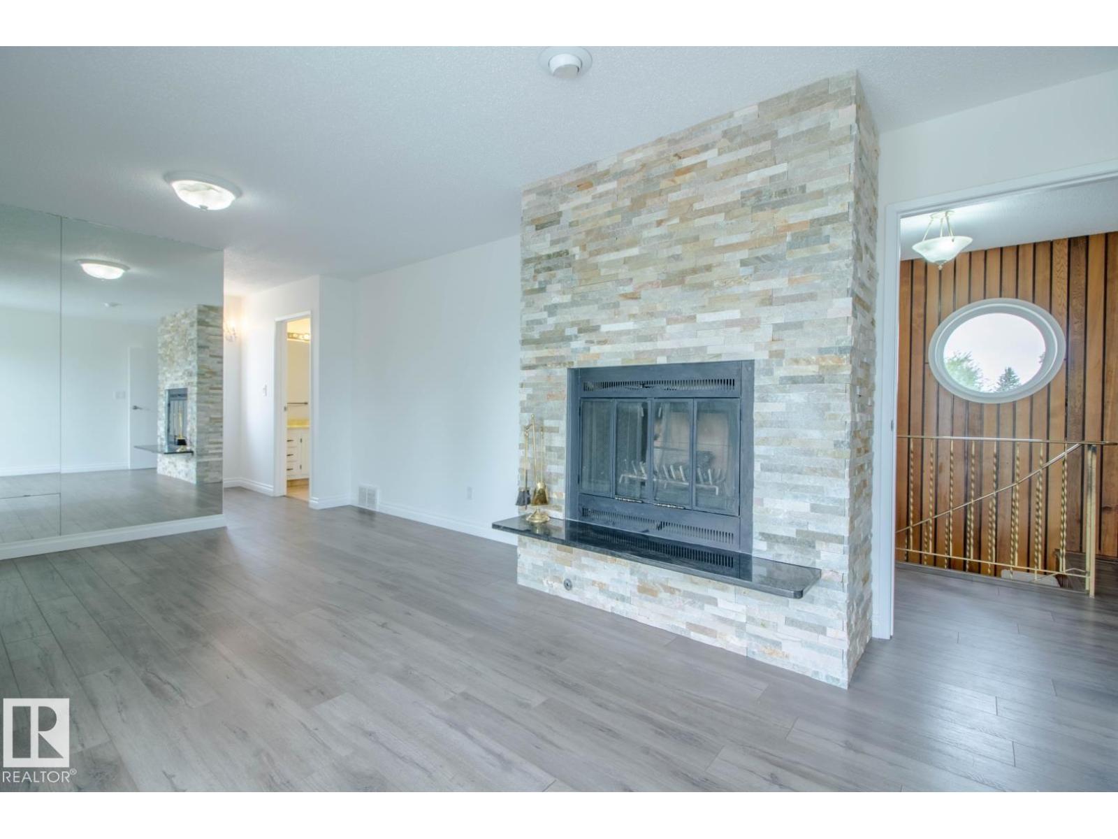 7007 10 AV NW - 27