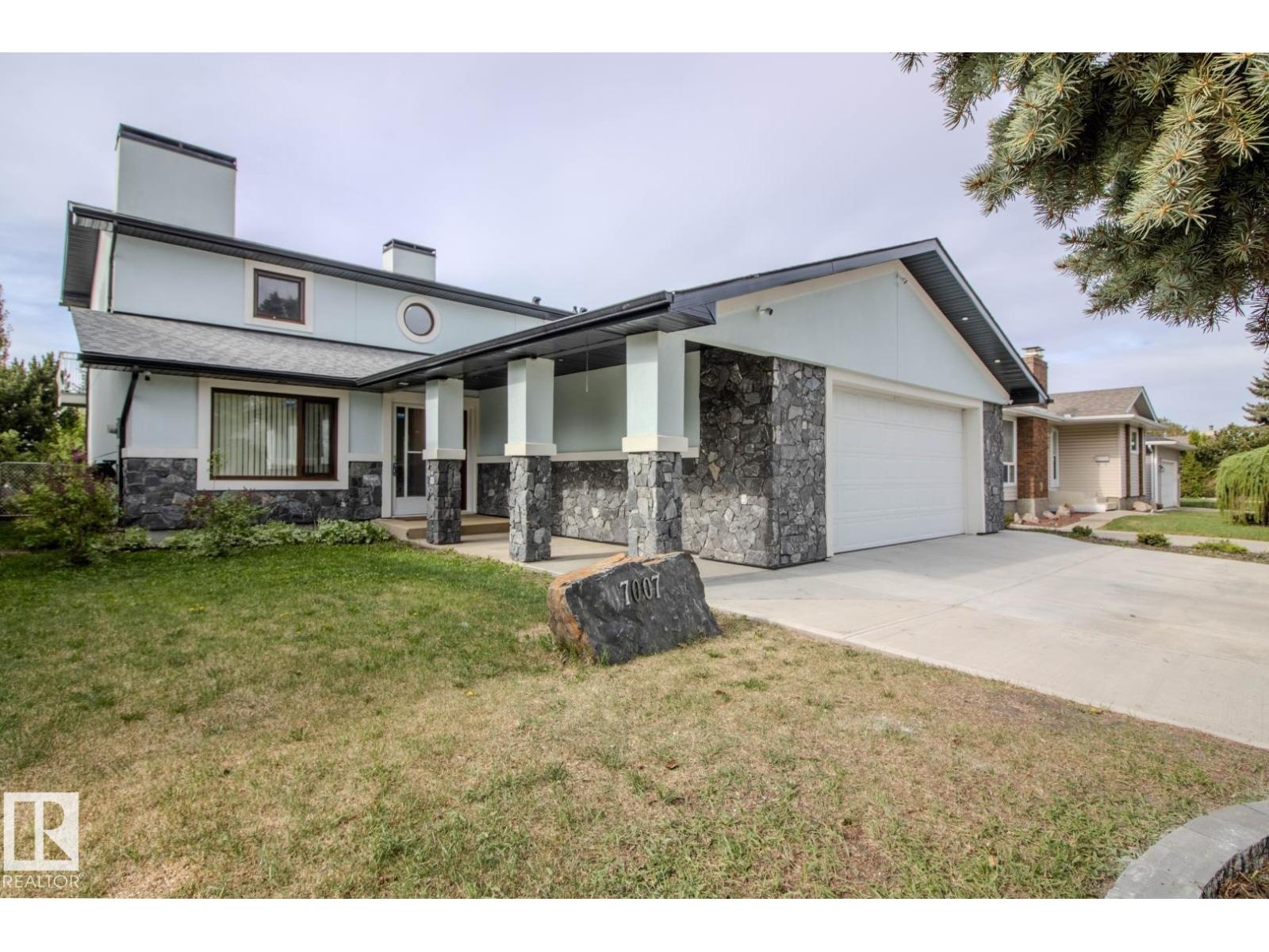 7007 10 AV NW - Image 2