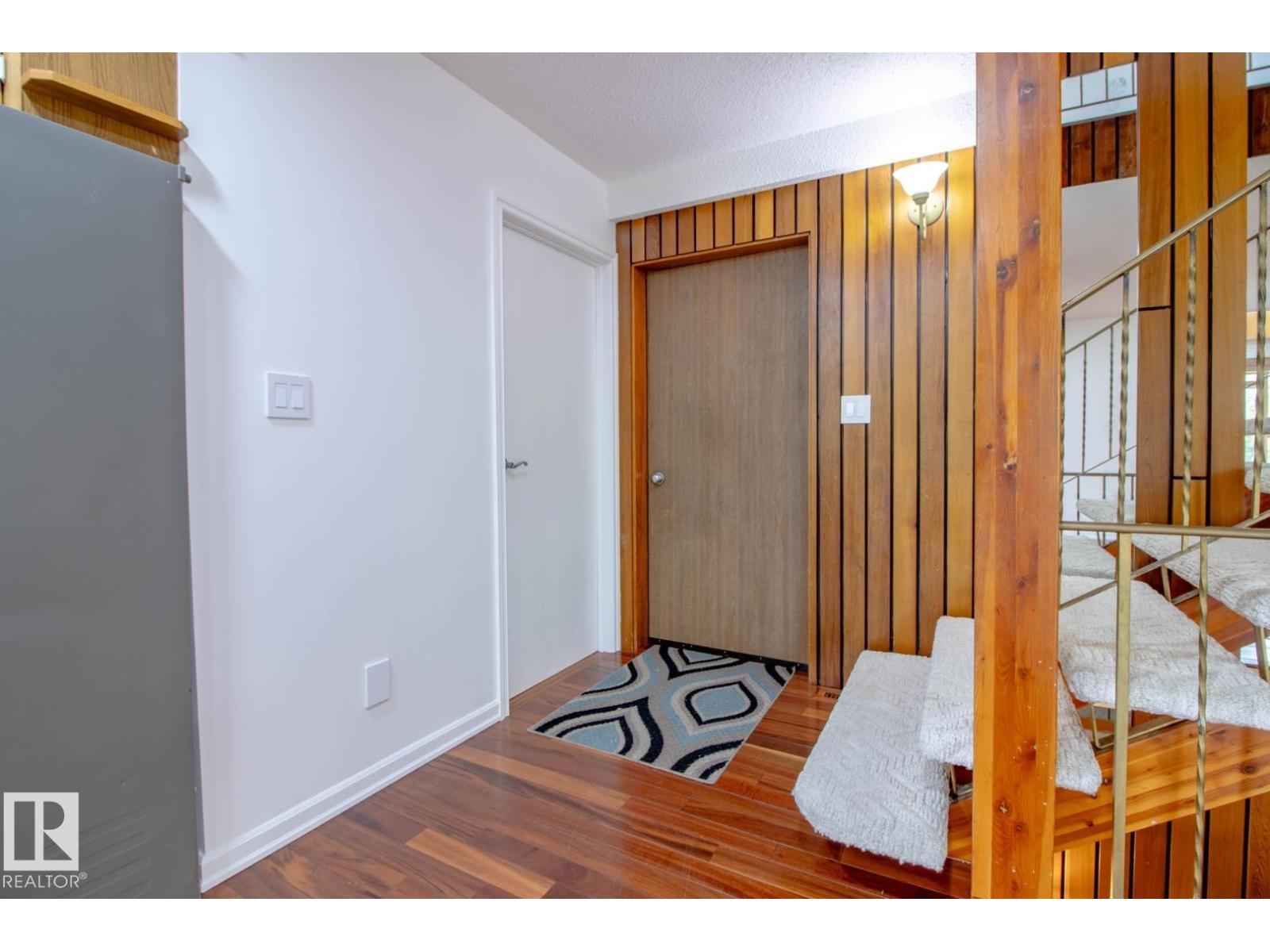 7007 10 AV NW - 18