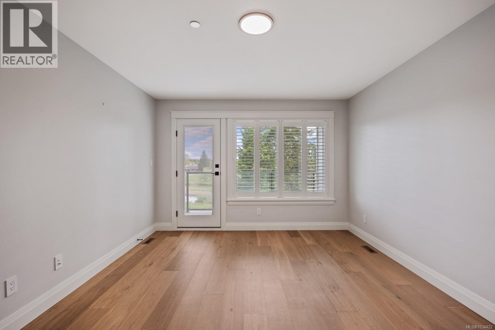 130 1444 Crown Isle Dr, Courtenay