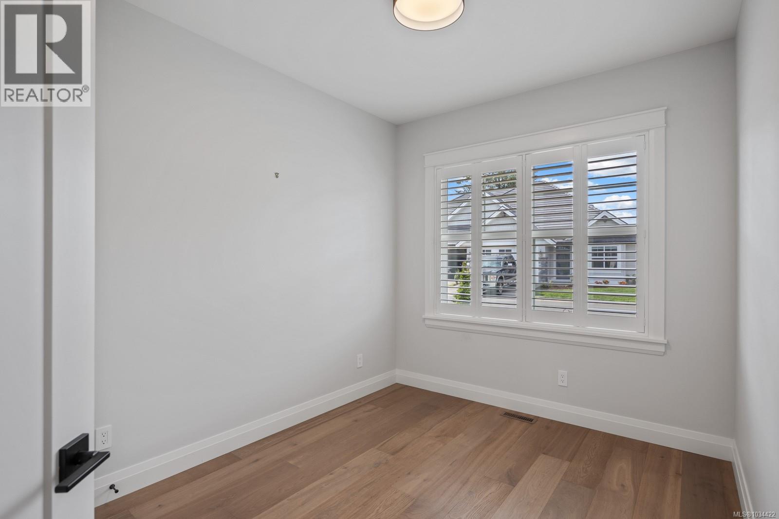 130 1444 Crown Isle Dr, Courtenay