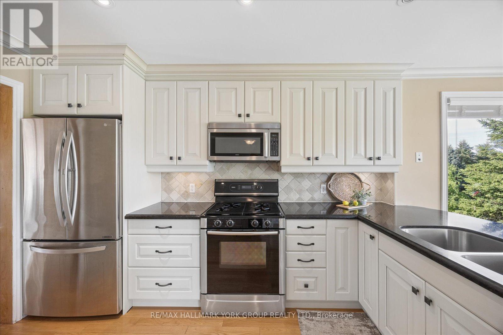 81 SAMUEL LOUNT ROAD - 14