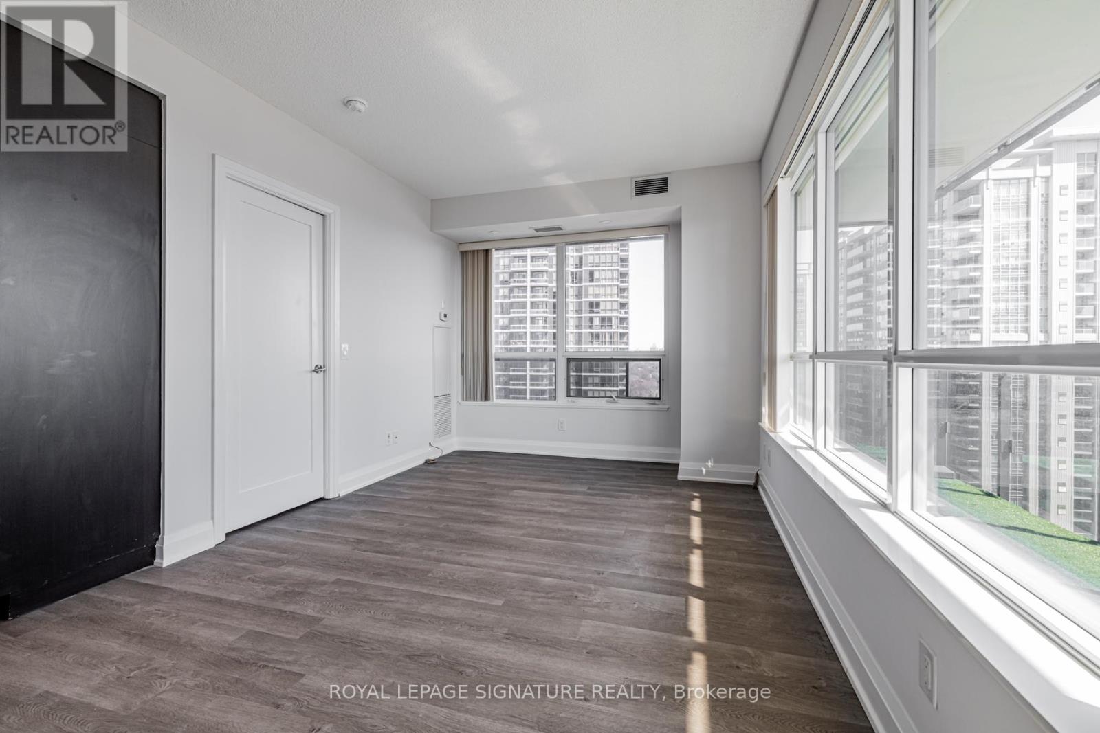 #1208 2 ANNDALE DRIVE - 10