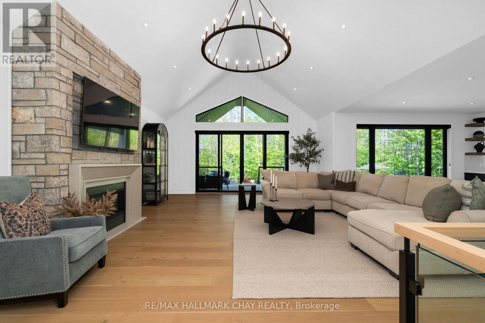 11 BYERS STREET - 7