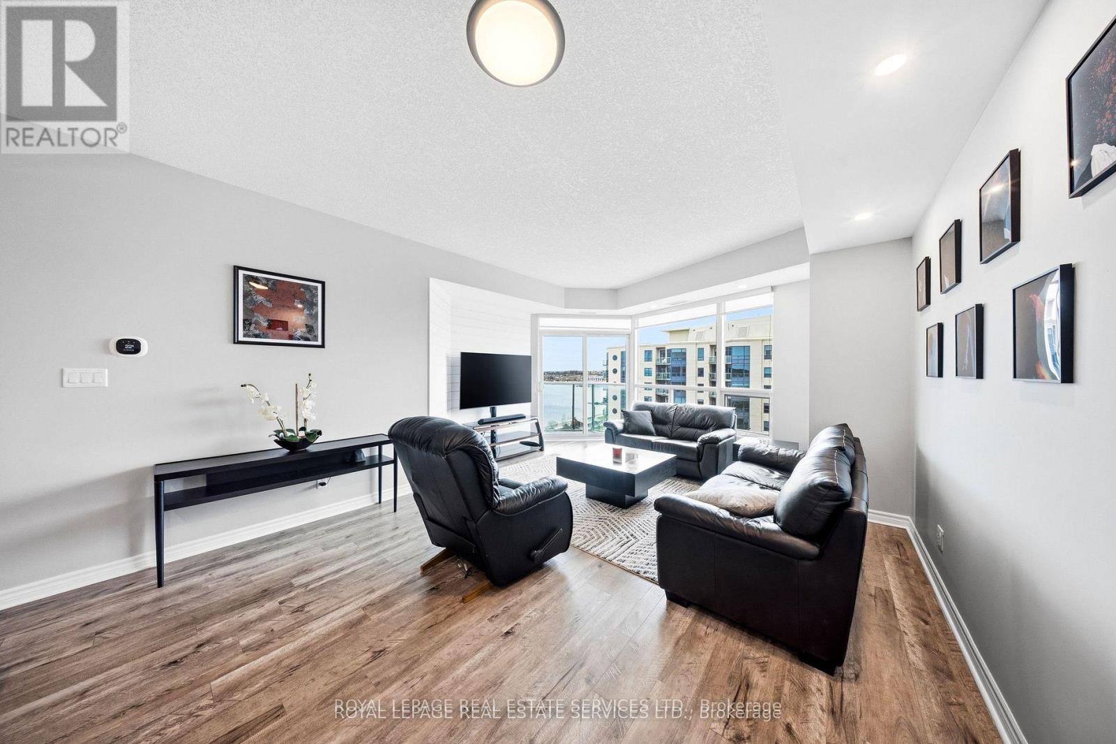 #1509 33 ELLEN STREET - 10