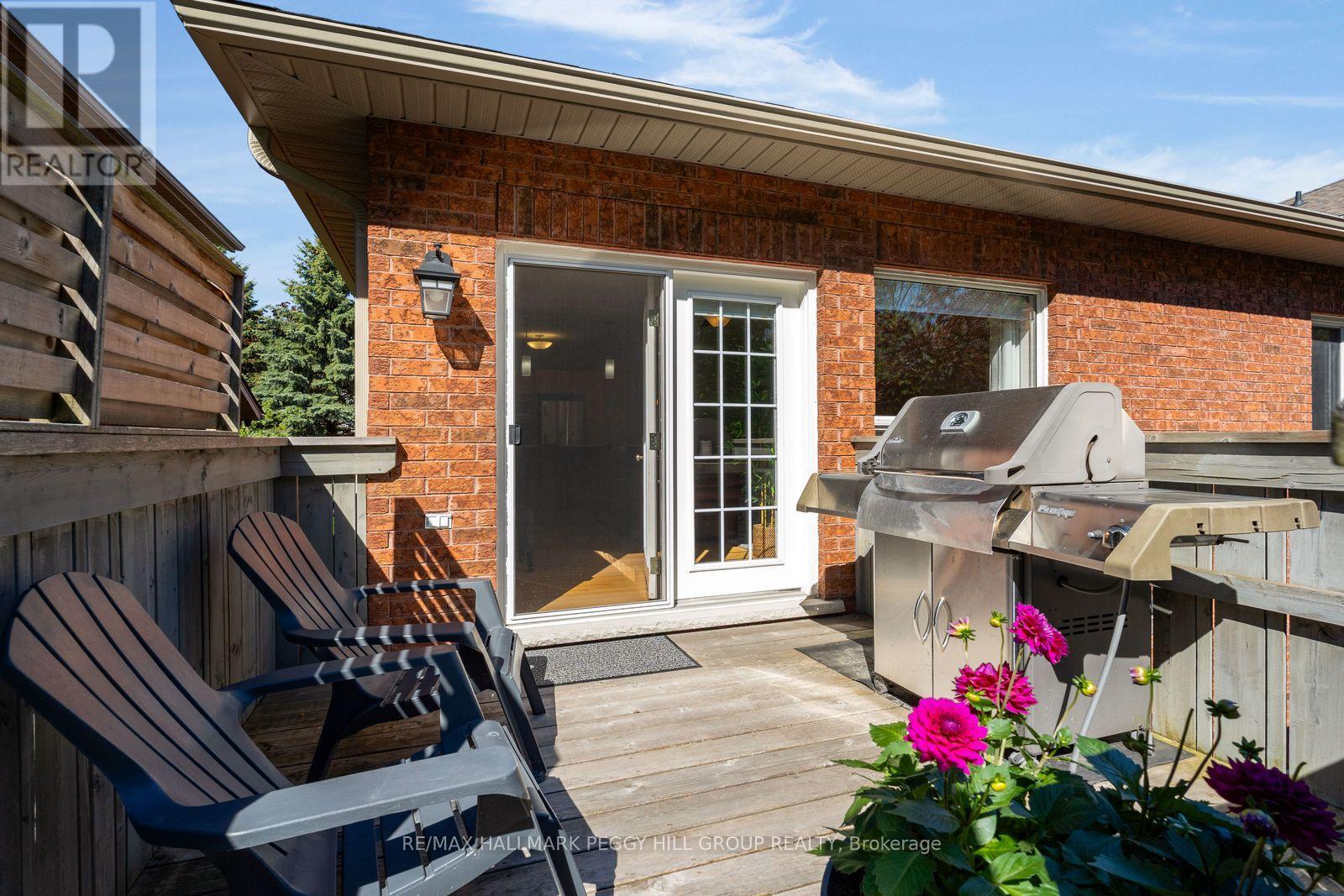 61 MACLAREN AVENUE - 17