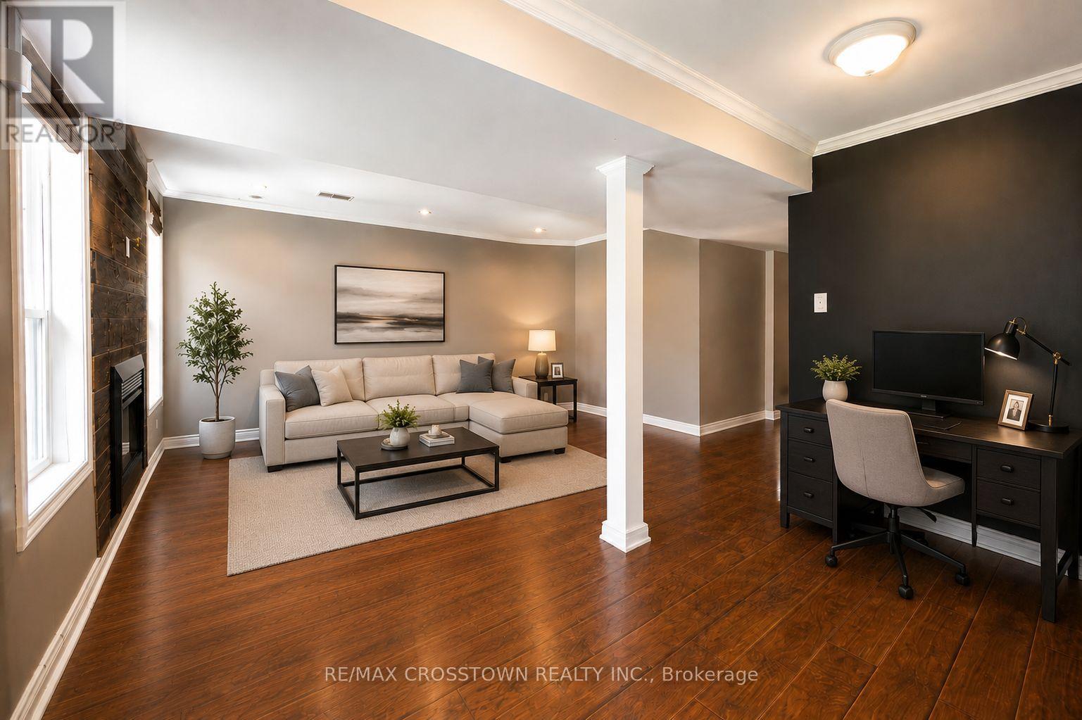 11 LUNDIGAN DRIVE - 19