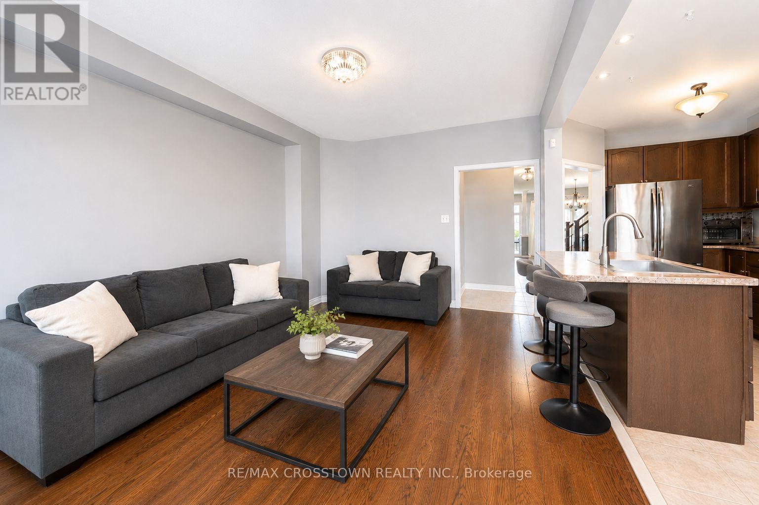 11 LUNDIGAN DRIVE - 8