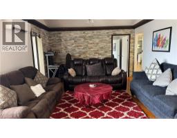 748 Canada, Edmundston, NB E3V1W4 Photo 11