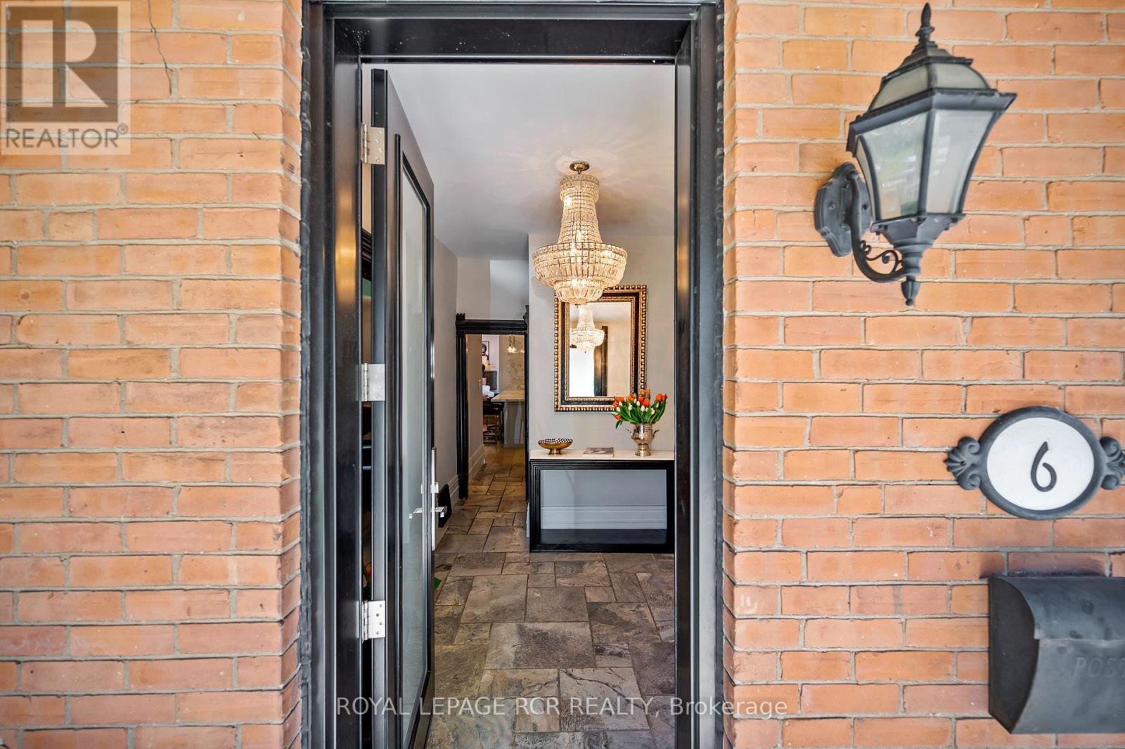 6 YORK STREET - 5