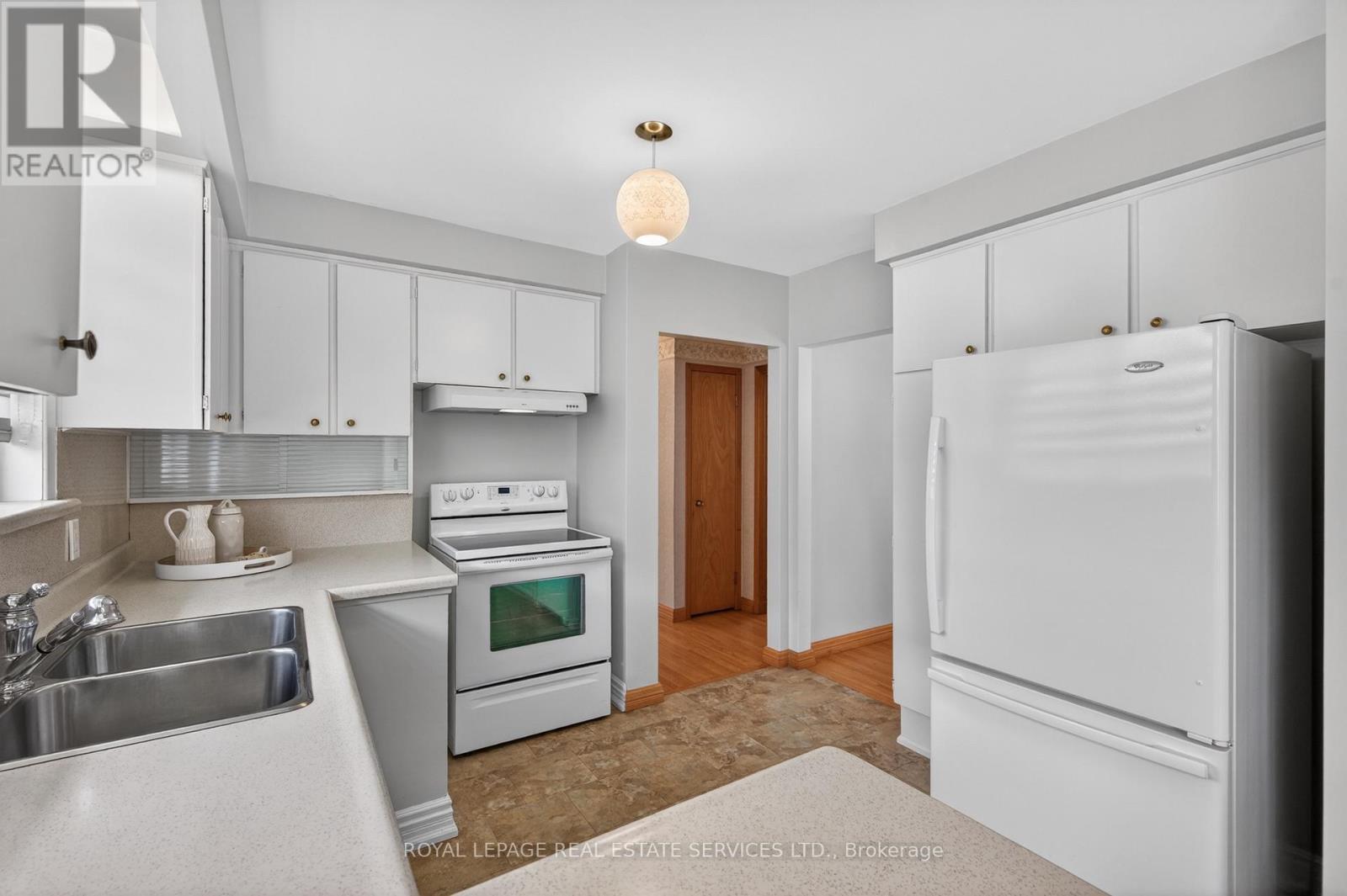 46 LEMONWOOD DRIVE - 20