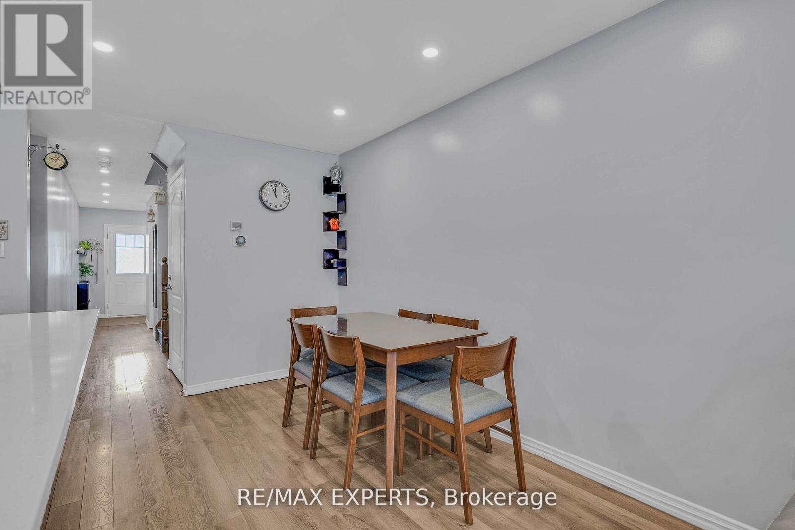 22 HOOVER ROAD - 12