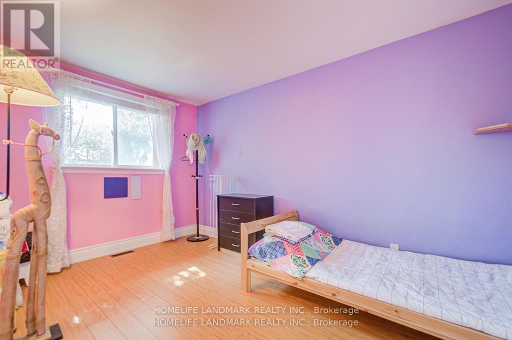 138 OSBORNE CRESCENT - 19