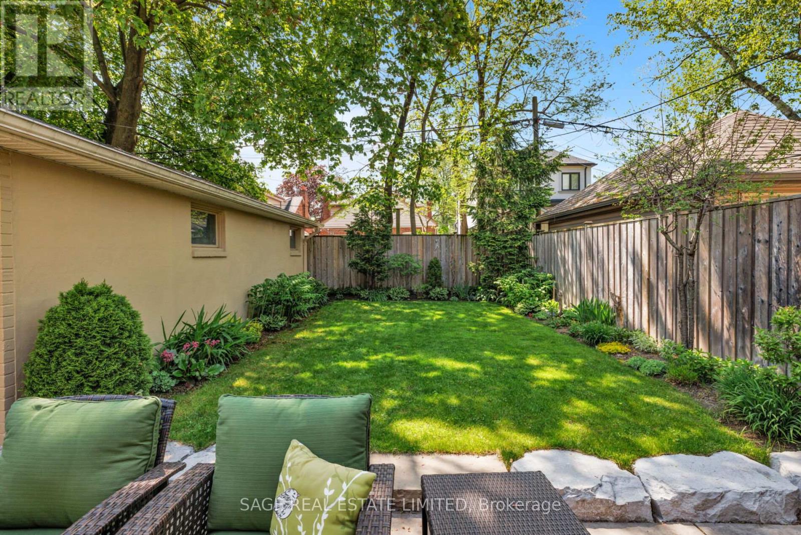 102 HUMBERVALE BOULEVARD - 31