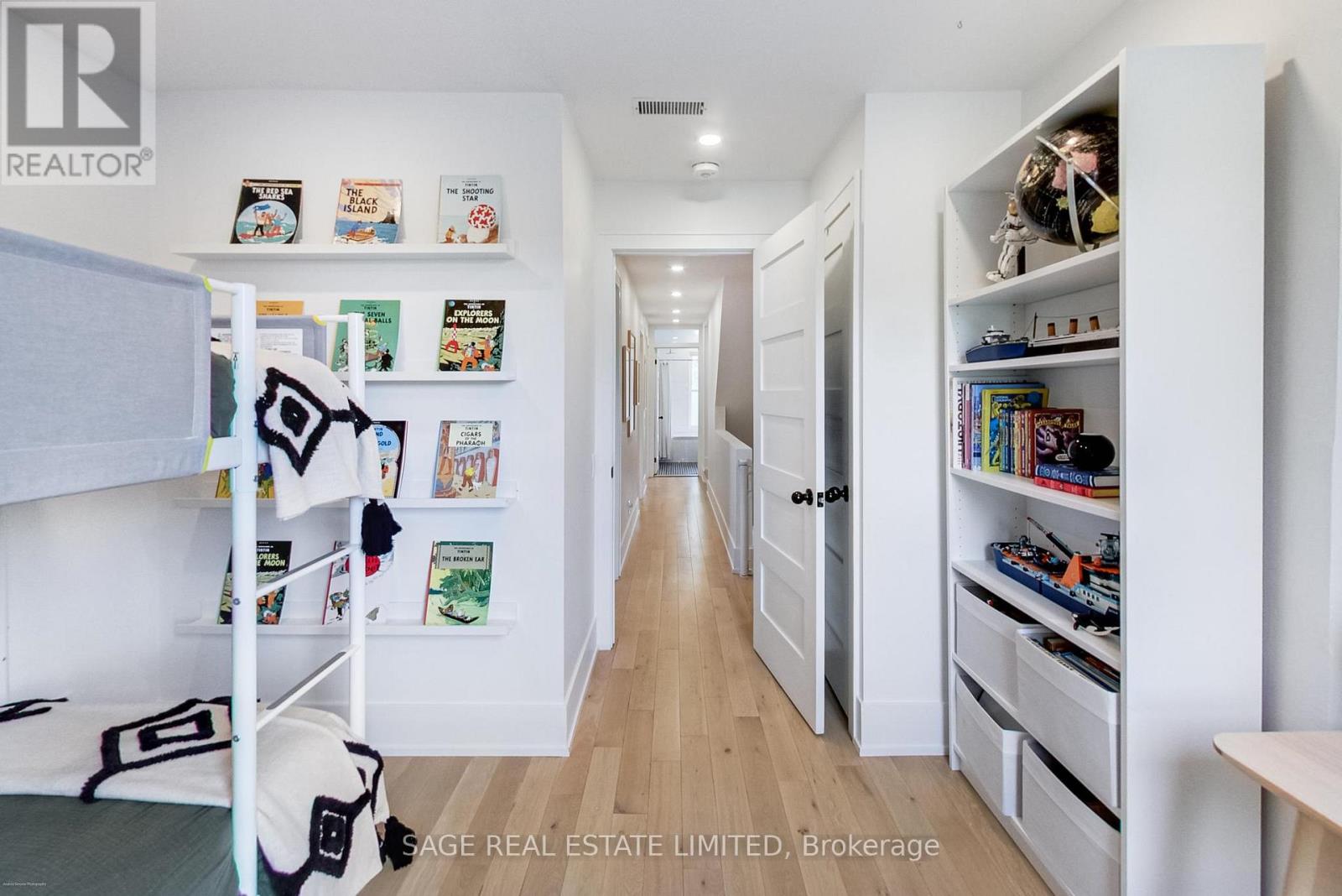 88 GALLEY AVENUE - 21