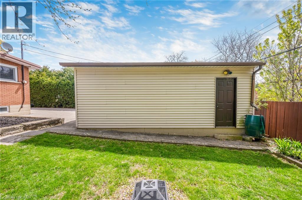 3 TANAGER Court - 31