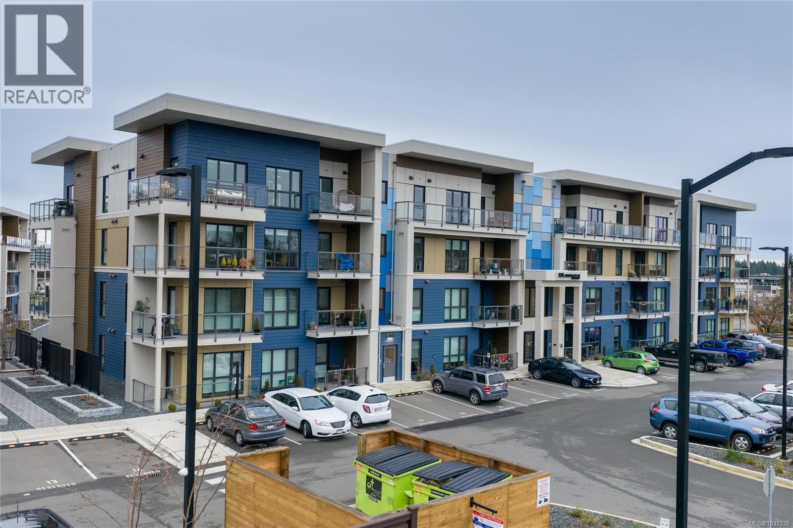 #103E 120 Jensen Ave W - 44
