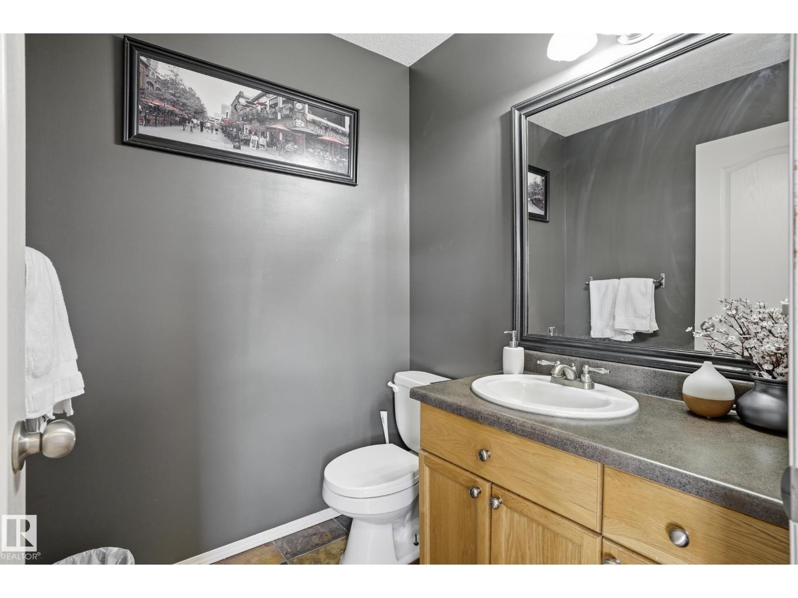 14017 156 AV NW — photo 14