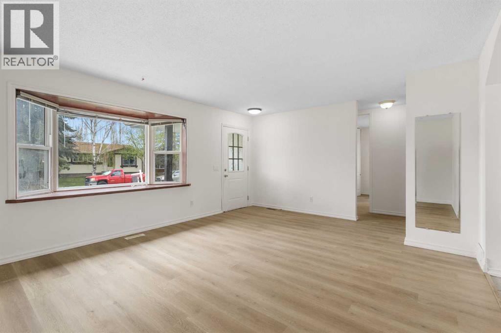 268 Madeira Place NE - 5