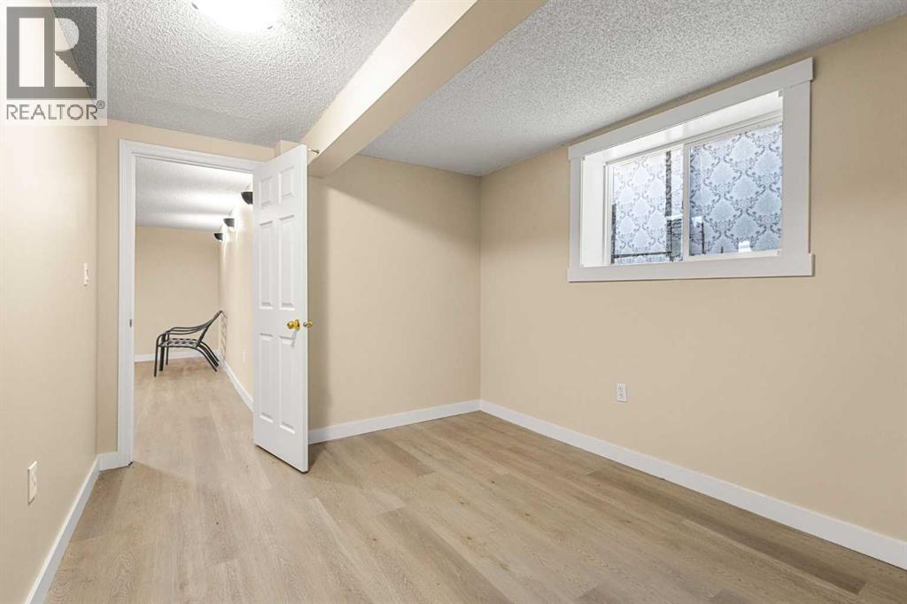 268 Madeira Place NE - 24