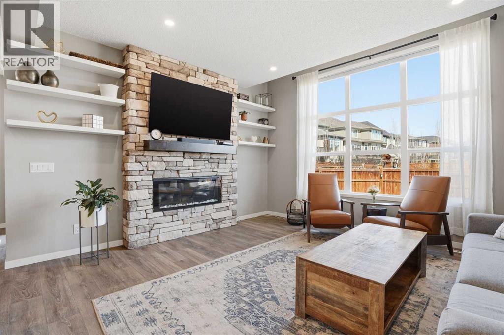 393 Masters Avenue SE - 15