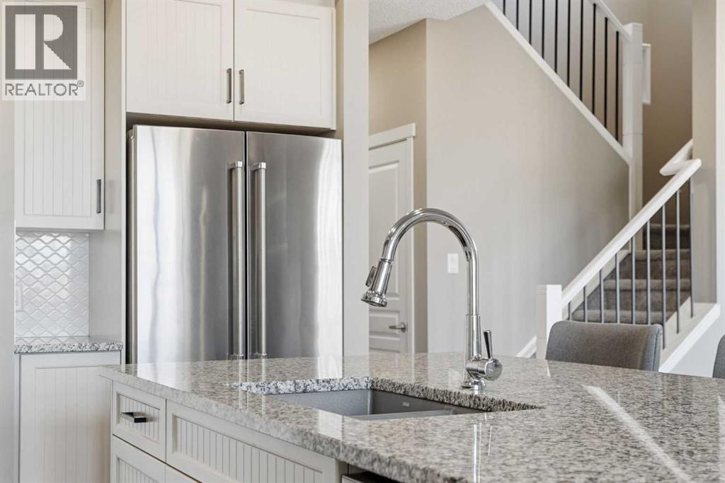 393 Masters Avenue SE - 9
