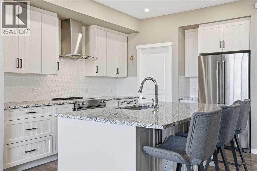 393 Masters Avenue SE - 4