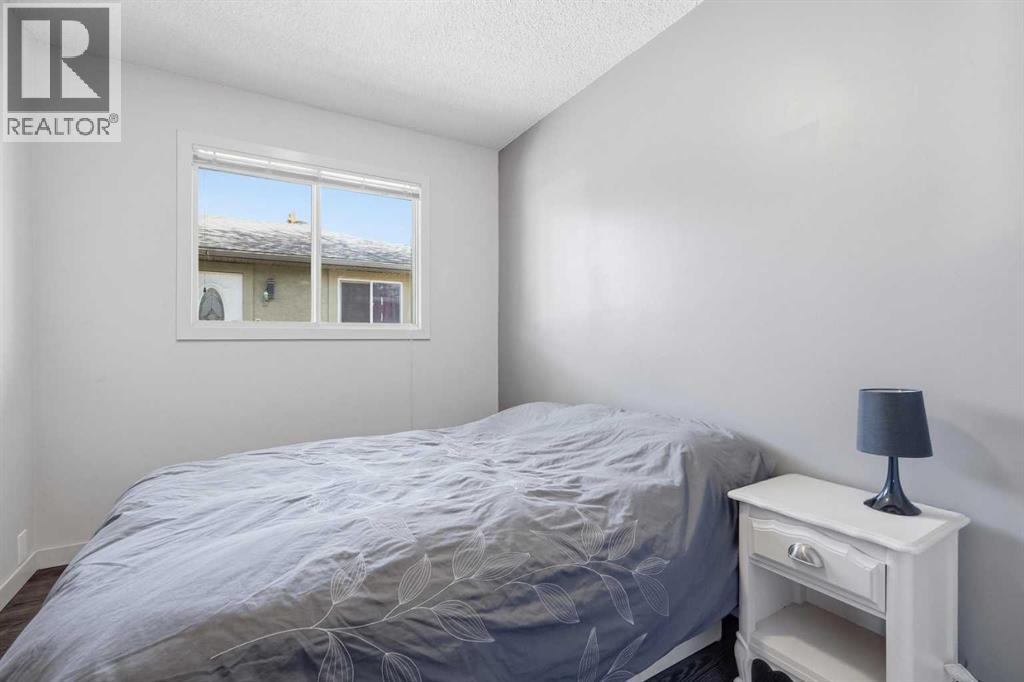1420 Marlyn Way NE - 14