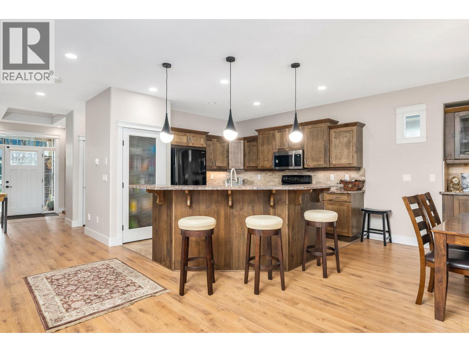 #28 3805 Patten Drive - 10