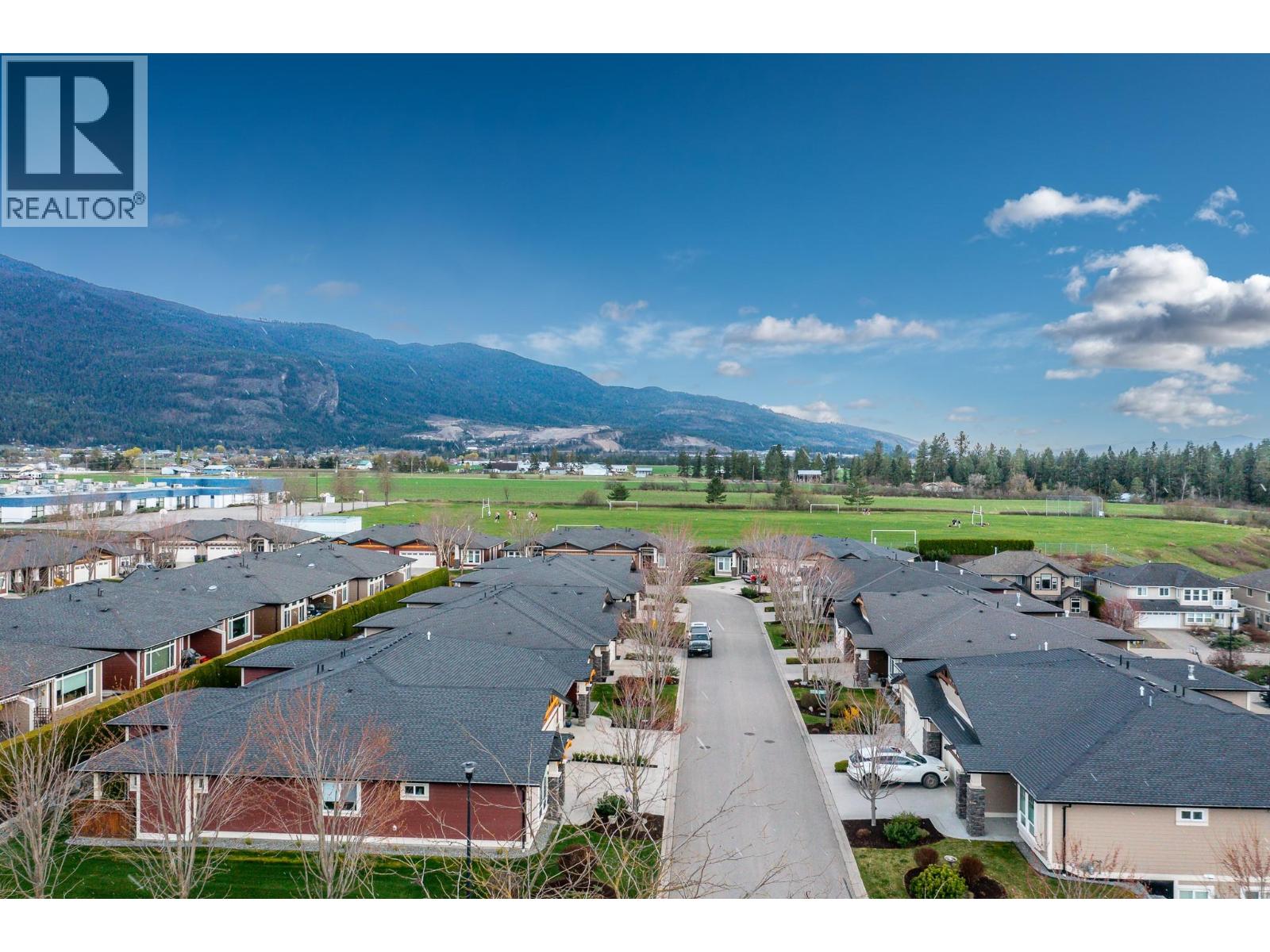 #28 3805 Patten Drive - 31