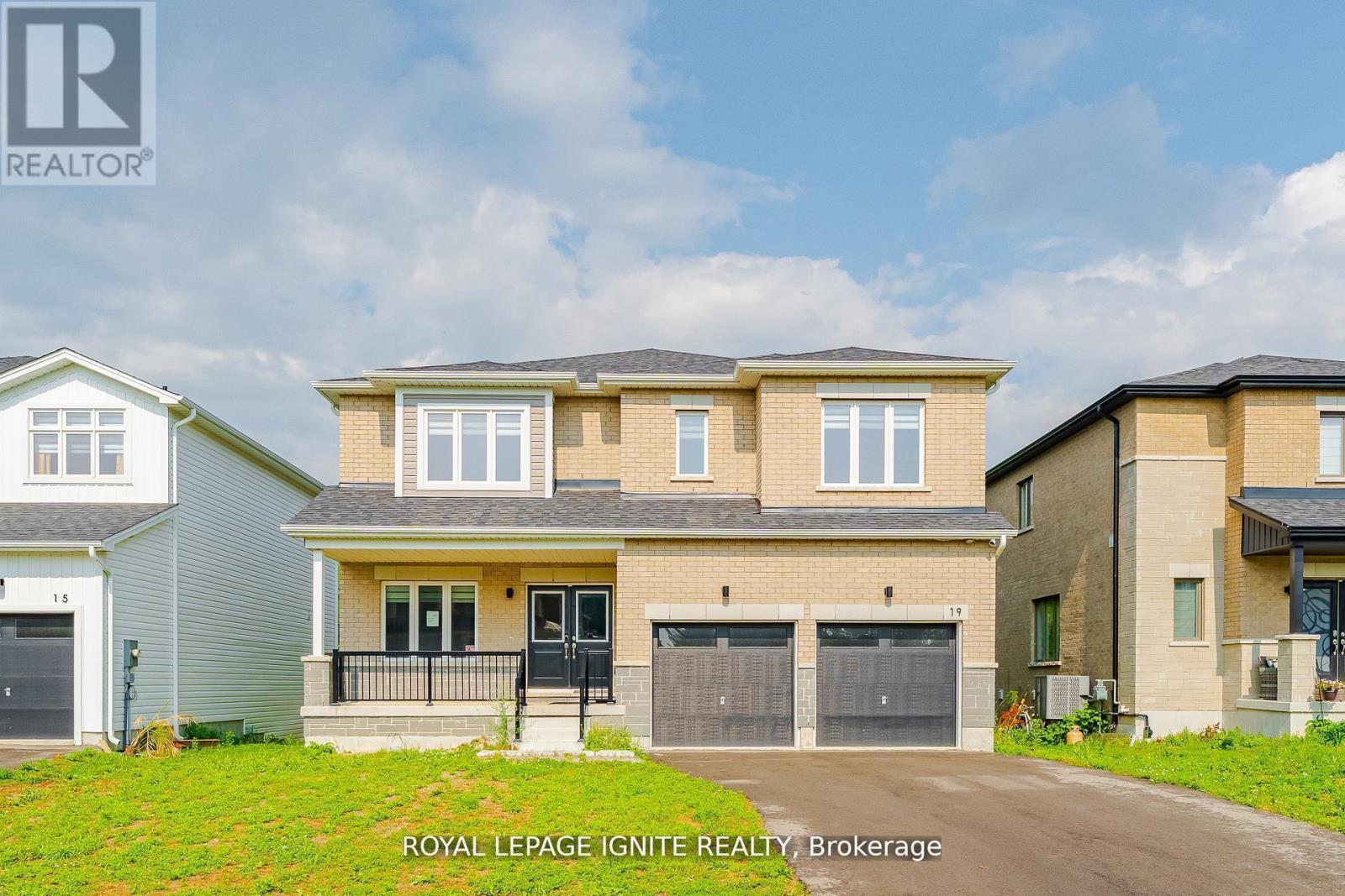 19 BUTTERNUT DRIVE - 1