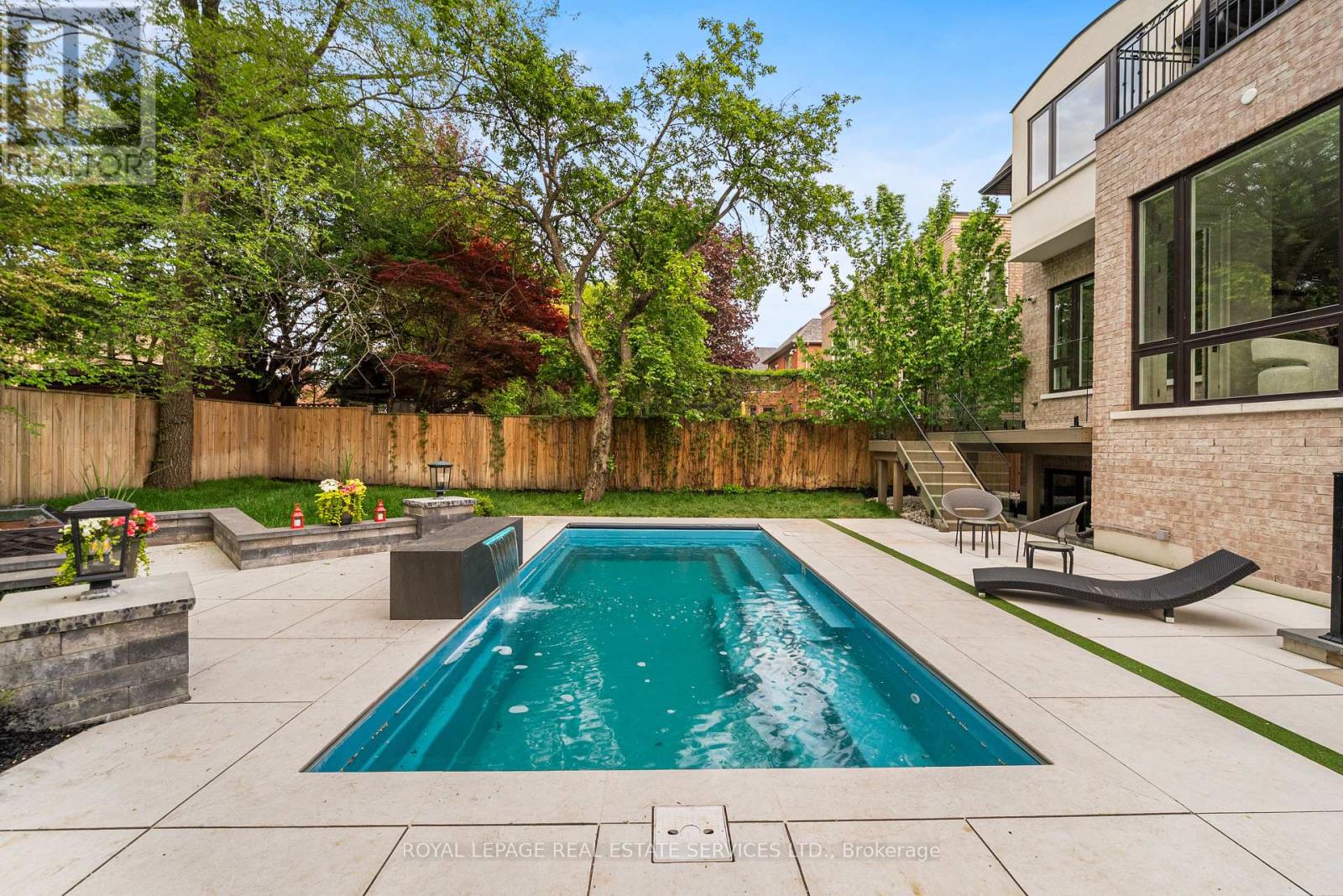 148 MUNRO BOULEVARD - 5