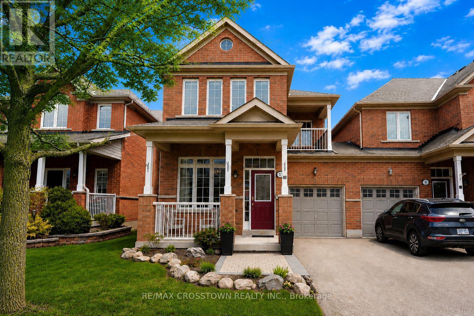 11 LUNDIGAN DRIVE - 29