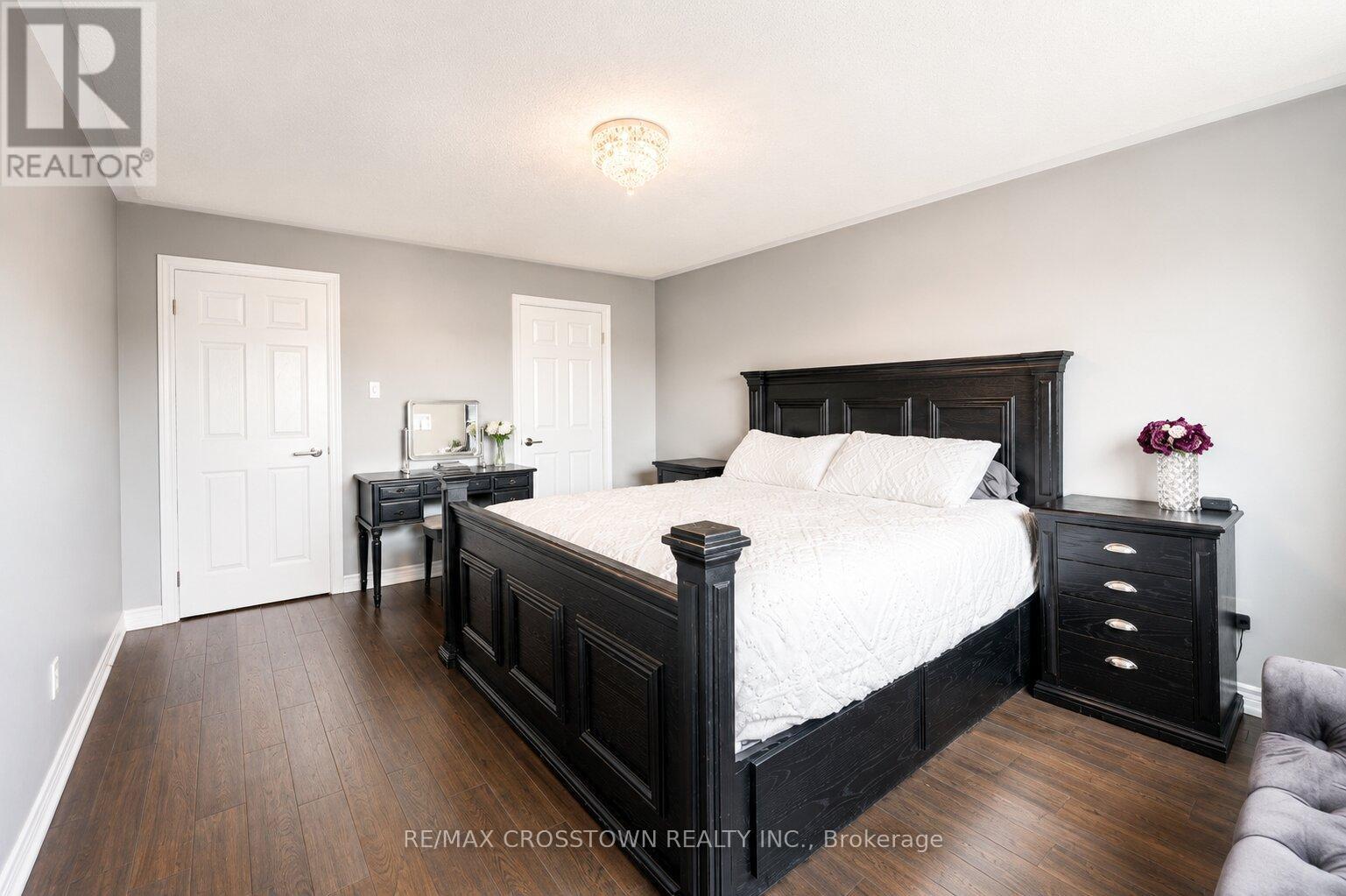 11 LUNDIGAN DRIVE - 21