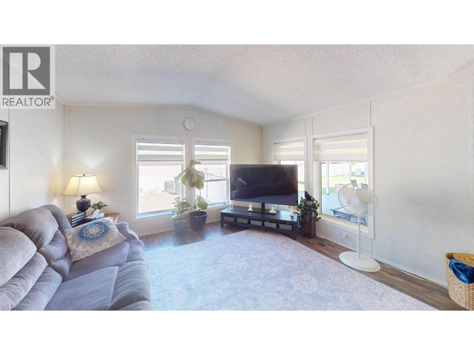 1302 MOUNTAIN ASH ROAD - 23