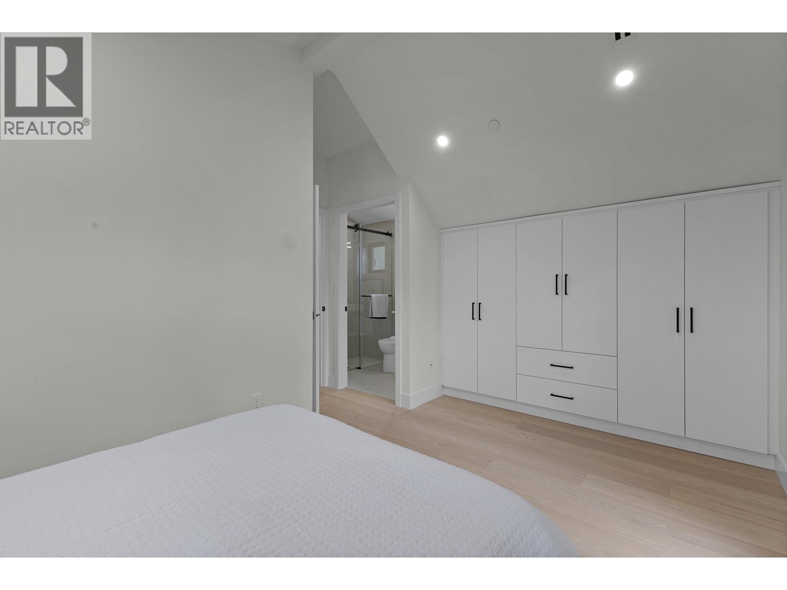 3 Bed, 4 Bath Apartment for Sale in Vancouver – 1 182 ONTARIO PLACE, Vancouver – MLS# R3118729 - Image 27