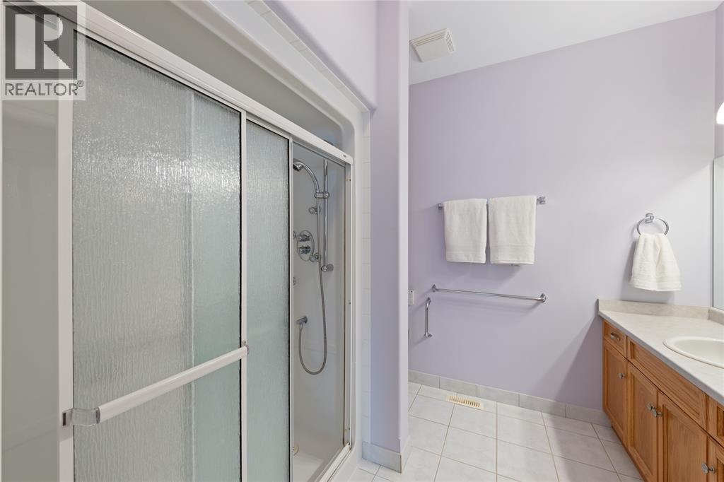 3633 EGREMONT ROAD - 19