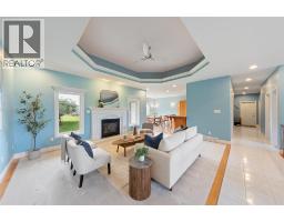 Recreation room - 3633 Egremont Road, Plympton Wyoming, ON N0N1E0 Photo 6
