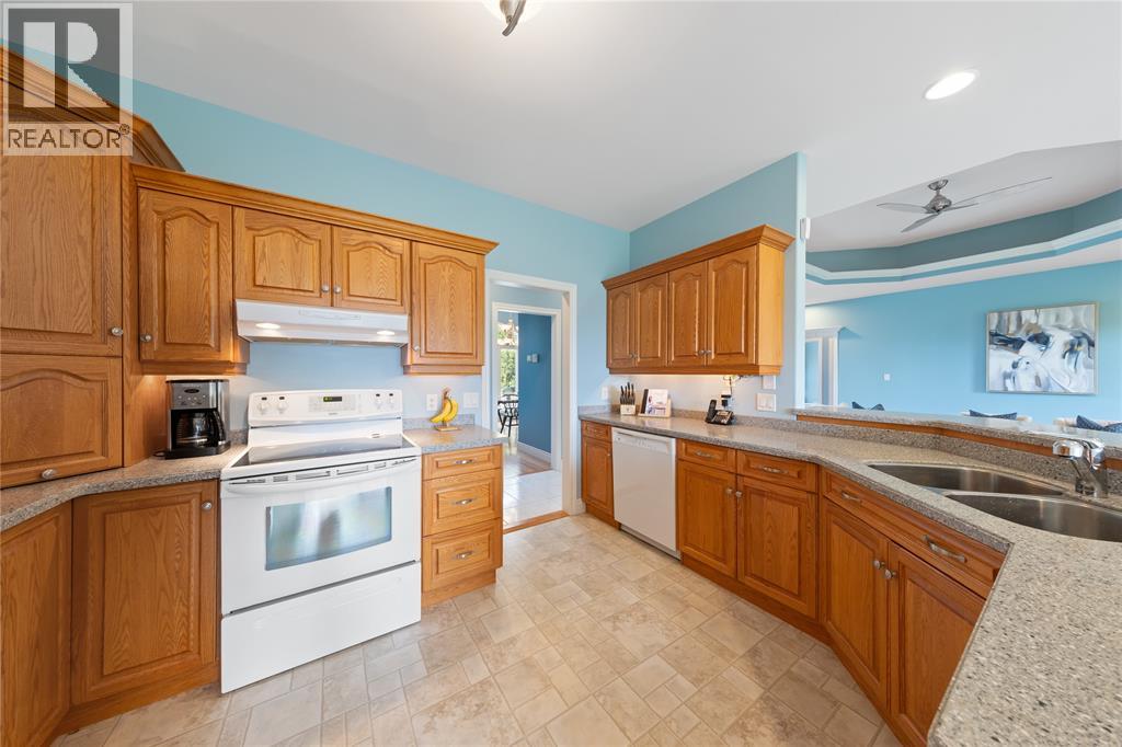 3633 EGREMONT ROAD - 11