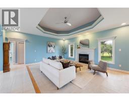 4pc Bathroom - 3633 Egremont Road, Plympton Wyoming, ON N0N1E0 Photo 7