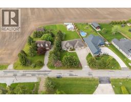 3633 Egremont Road, Plympton Wyoming, ON N0N1E0 Photo 45