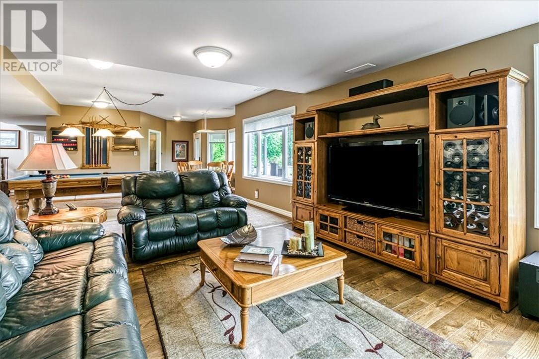176 Wuorinen Road - 38