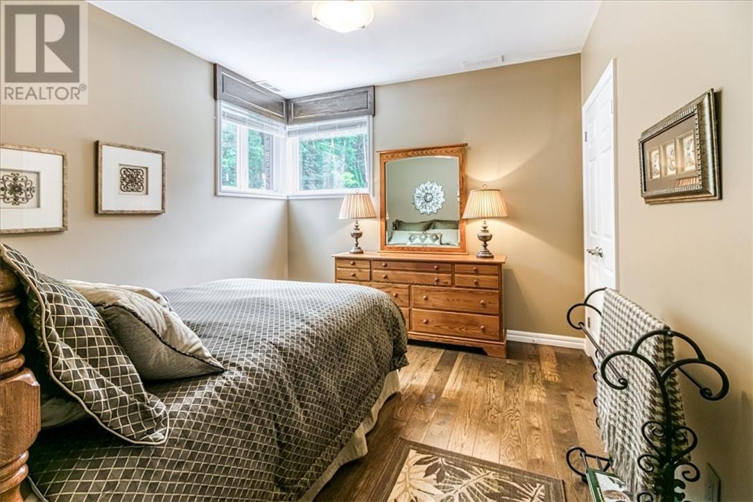 176 Wuorinen Road - 40