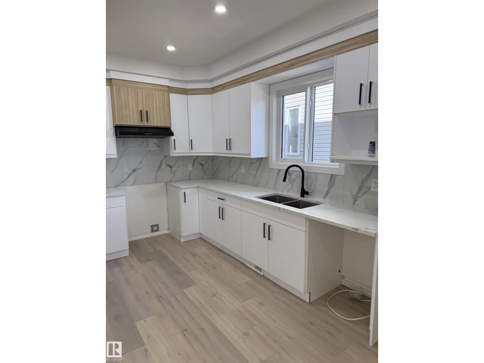 12957 121 ST NW - 23