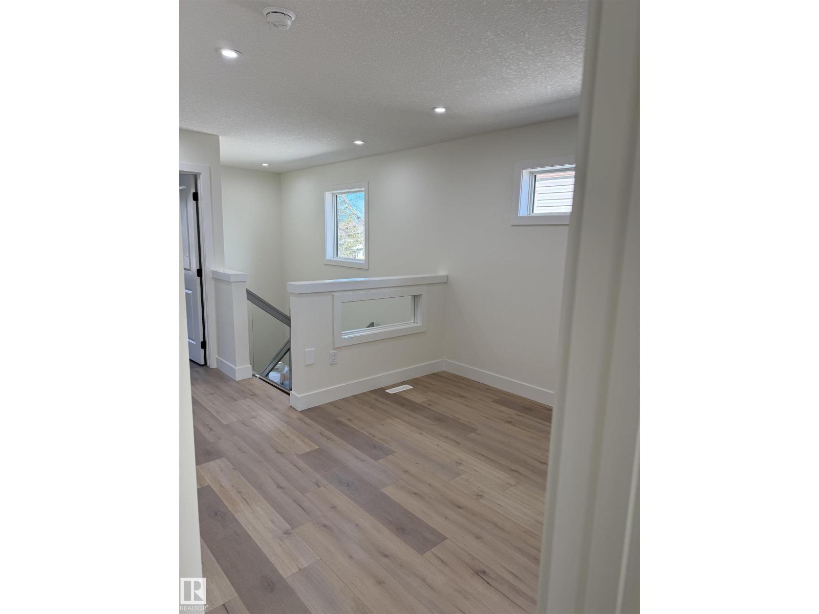 12957 121 ST NW - 48