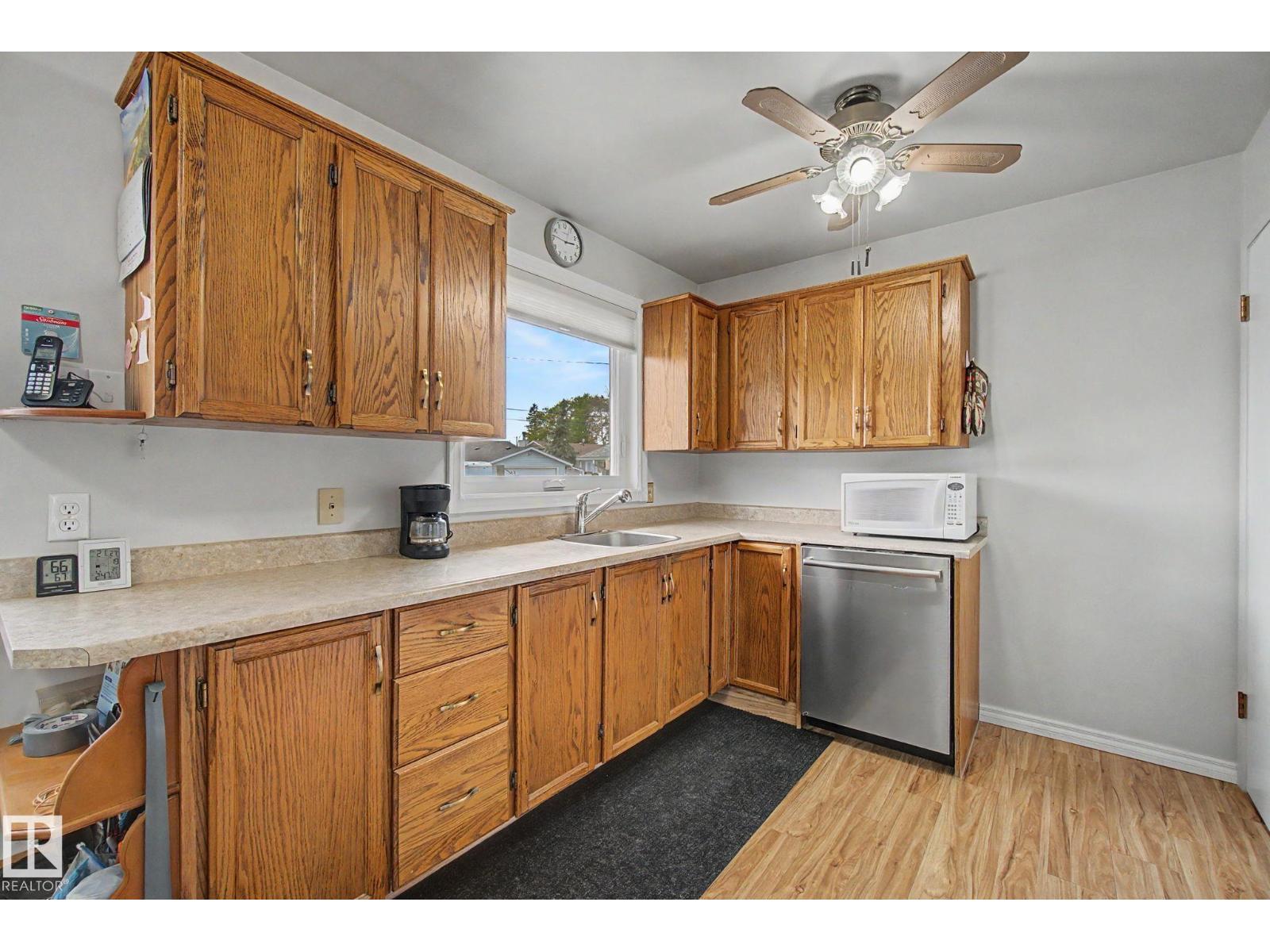 16727 80 AV NW - 13